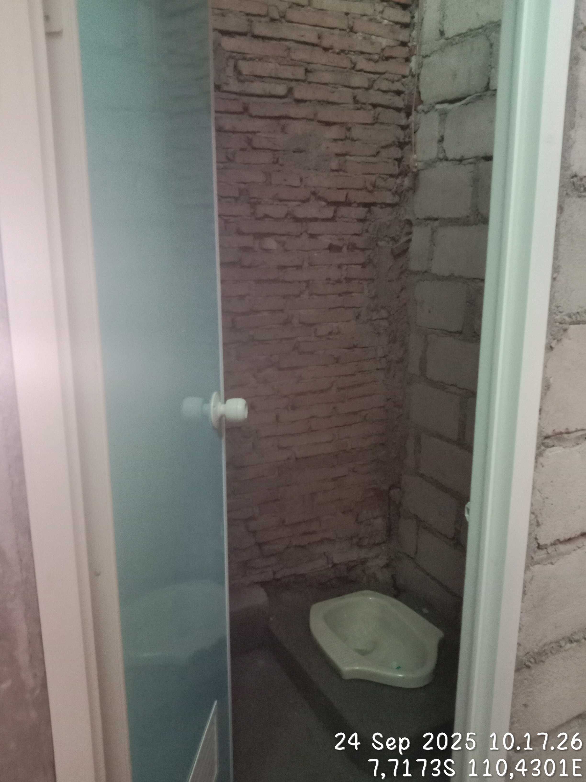 Foto Jamban/WC 100%